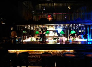 thailand/bangkok/silom/bar/maggie-choo-s