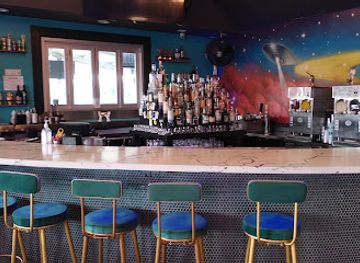 texas/houston/the-heights/bar/space-cowboy