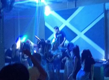 indonesia/west-kalimantan/bar/no-limit-bar-lounge-ktv