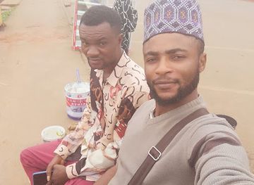 cameroon/bamenda-highlands/bar/end-of-tar-junction