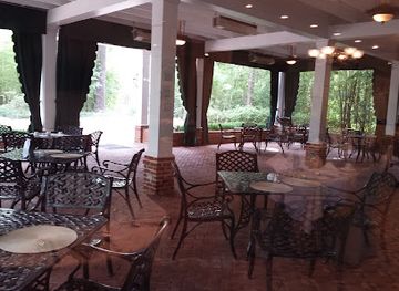 mississippi/natchez-trace-parkway/bar/monmouth-historic-inn-gardens