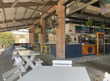 florida/tallahassee-area/bar/township