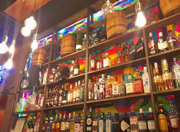 La chupiteria the shot bar