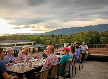 virginia/piedmont/bar/piedmont-place