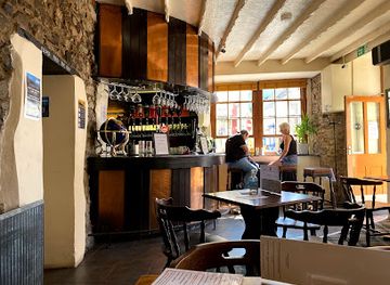 The Five Arches Tavern
