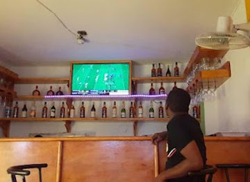 haiti/nord-ouest/bar/freedom-bar-resto