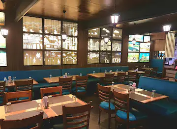 Devicos Restaurant & D Lounge Bar