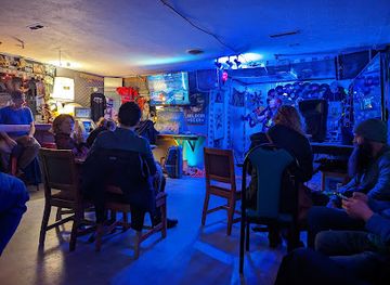 north-carolina/asheville/bar/root-bar