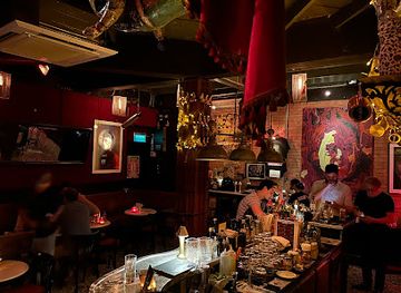 thailand/central-thailand/bar/smalls-bar-live-music