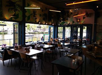 netherlands/north-holland/bar/waterkant