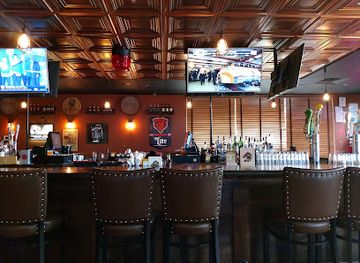 illinois/western-illinois/bar/iron-horse-bar-grill
