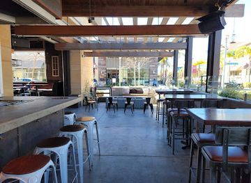 california/oxnard/bar/copper-blues-live