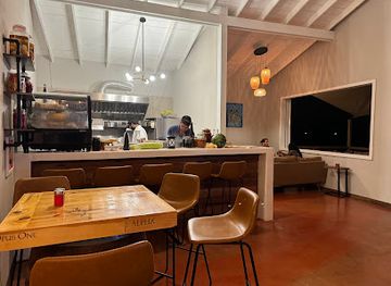 saint-kitts-and-nevis/frigate-bay/bar/the-sommelier