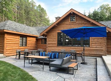 canada/haliburton-highlands/bar/the-haliburton-post-house