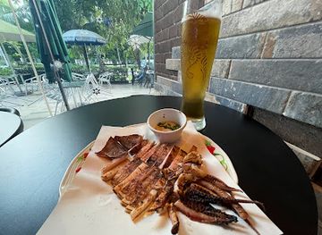 singapore/bukit-timah-nature-reserve/bar/george-town-bar