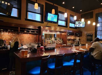 virginia/danville/bar/golden-leaf-bistro