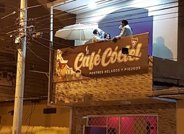 ecuador/el-oro-region/bar/cafe-coctel-de-mojitos-azul-azul