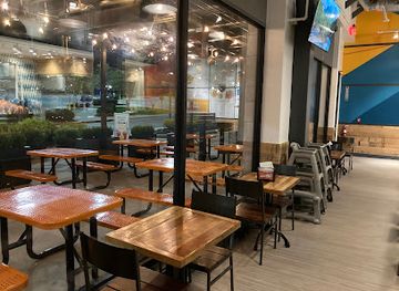 maryland/columbia/the-mall-in-columbia/bar/chicken-whiskey