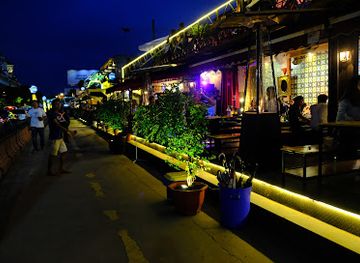 myanmar-burma/yangon/bar/hiso-heaven