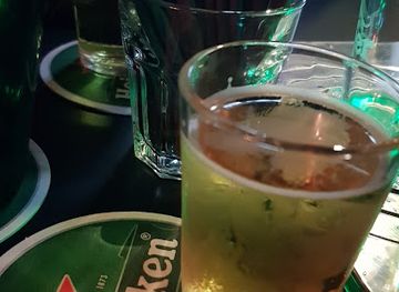 singapore/serangoon/bar/the-party-era