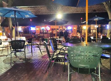 florida/santa-fe-river/bar/loosey-s-downtown-gainesville