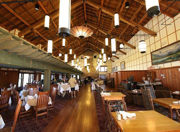 montana/glacier-national-park/bar/glacier-national-park