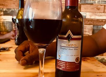 tanzania/dodoma/bar/the-vine-wine-bar