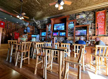 Buglin' Bull Restaurant and Sports Bar