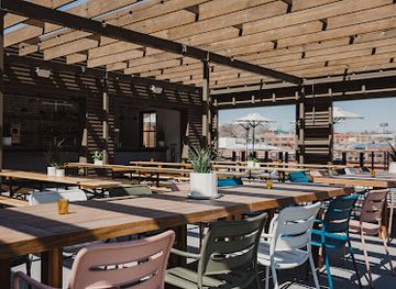 kansas/kansas-city/crossroads-arts-district/bar/percheron-rooftop-bar