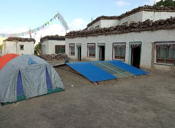 nepal/mustang/bar/rooftop-guesthouse-and-restaurant