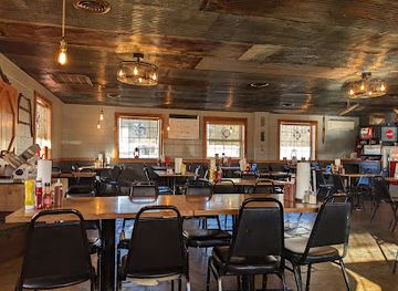 kentucky/land-between-the-lakes-national-recreation-area/bar/amazin-blaze-bbq