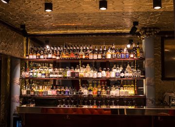 australia/hobart/bar/gold-bar