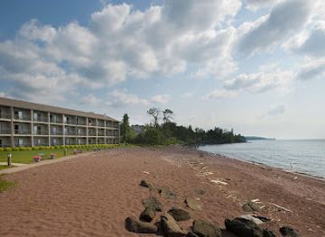 minnesota/grand-marais/bar/best-western-plus-superior-inn