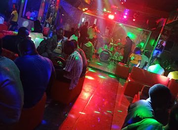 burkina-faso/cascades/bar/golden-night-club