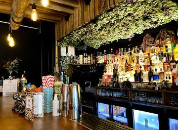 norway/bryggen-bergen/bar/last-monkey