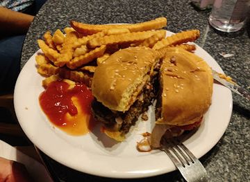 virginia/hampton-roads/bar/mill-creek-tavern