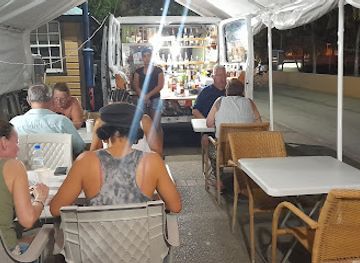 barbados/st-lawrence-gap/bar/car-bar