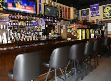 iowa/backbone-state-park/bar/blue-collar-sports-bar-l-l-c