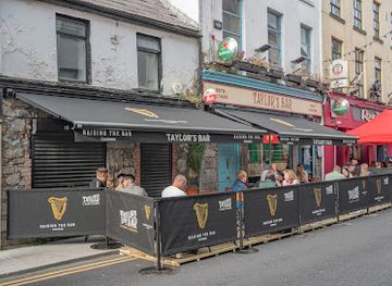ireland/county-galway/bar/taylor-s-bar-beer-garden