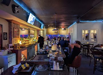 california/palm-desert/bar/desert-fox-bar