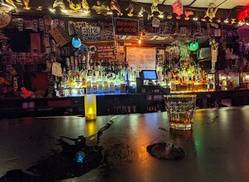 louisiana/greater-new-orleans/bar/the-saint-bar-lounge