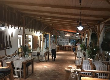 croatia/posavina/bar/laganini-lounge-bar-fish-house