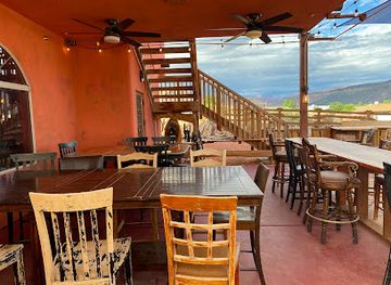 utah/zion-national-park/bar/balcony-one