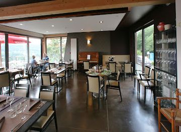 belgium/meuse-valley/bar/la-fete-au-palais