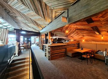 austria/hochkonig/bar/tom-almhutte