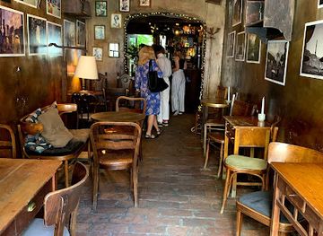 poland/krakow/kazimierz/bar/eszeweria