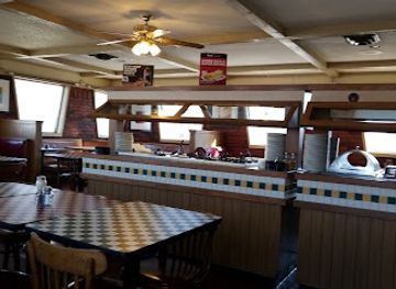 kansas/chautauqua-hills/bar/pizza-hut