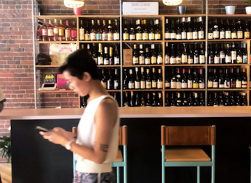 maine/biddeford/bar/lorne-wine