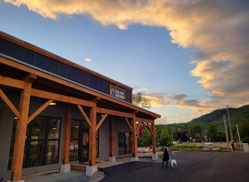 new-hampshire/mount-washington-valley/bar/big-day-brewing