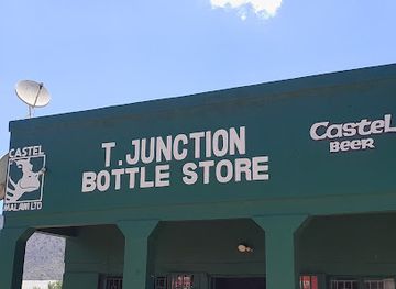 malawi/livingstonia/bar/t-junction-bottlestore-and-resthouse